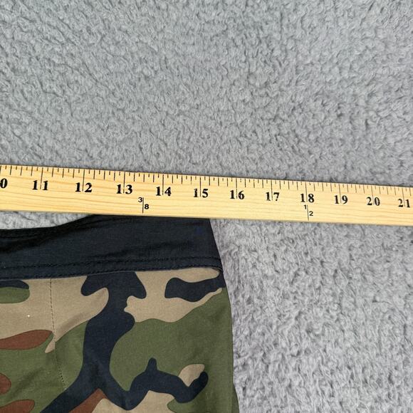 RVCA Camo Board Shorts Swim Trunks Mens 30 Camouflage Green Black Stretch - Picture 7 of 9